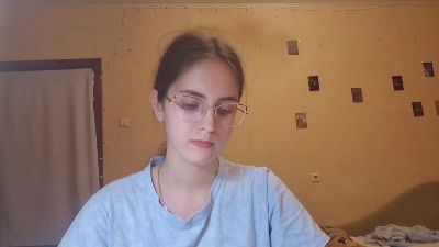 RoxanaKneisler live cam on Cam4