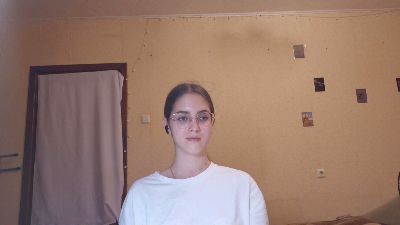 RoxanaKneisler live cam on Cam4