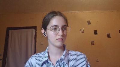 RoxanaKneisler live cam on Cam4