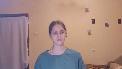RoxanaKneisler live cam on Cam4
