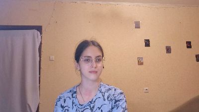 RoxanaKneisler live cam on Cam4