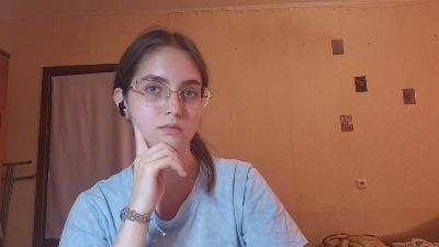 RoxanaKneisler live cam on Cam4