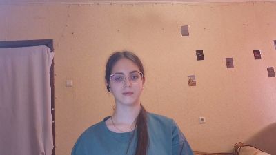 RoxanaKneisler live cam on Cam4