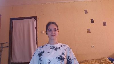 RoxanaKneisler live cam on Cam4