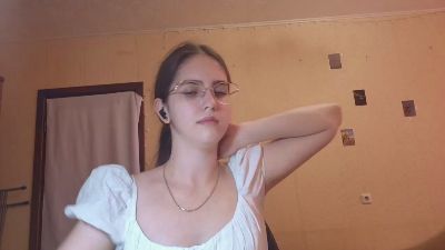 RoxanaKneisler live cam on Cam4