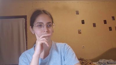 RoxanaKneisler live cam on Cam4