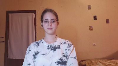 RoxanaKneisler live cam on Cam4