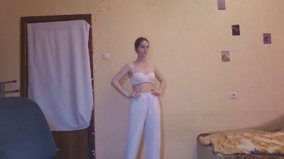 RoxanaKneisler live cam on Cam4