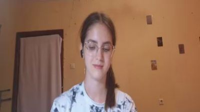 RoxanaKneisler live cam on Cam4