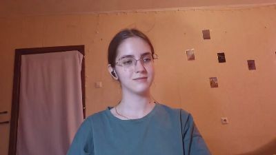 RoxanaKneisler live cam on Cam4