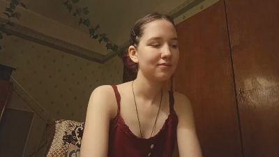 RoxaneBramer live cam on Cam4
