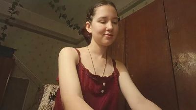 RoxaneBramer live cam on Cam4