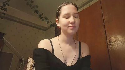 RoxaneBramer live cam on Cam4