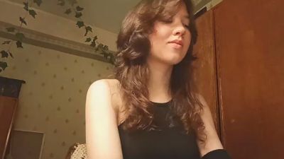RoxaneBramer live cam on Cam4