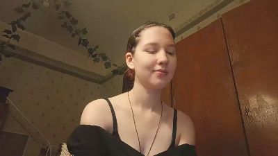 RoxaneBramer live cam on Cam4