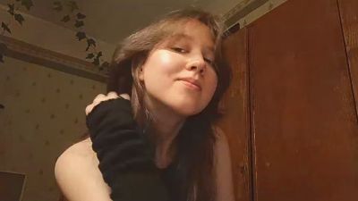 RoxaneBramer live cam on Cam4