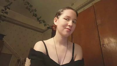 RoxaneBramer live cam on Cam4