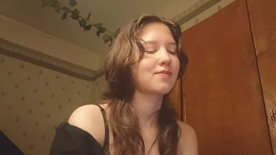 RoxaneBramer live cam on Cam4