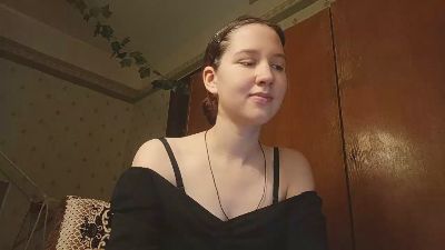 RoxaneBramer live cam on Cam4