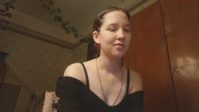 RoxaneBramer live cam on Cam4