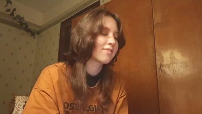 RoxaneBramer live cam on Cam4