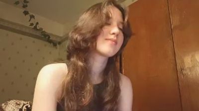 RoxaneBramer live cam on Cam4