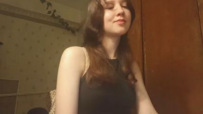RoxaneBramer live cam on Cam4