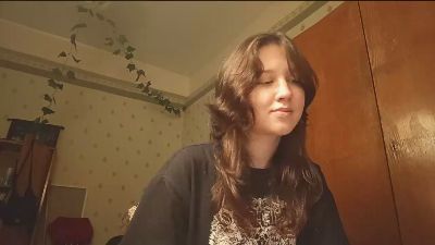 RoxaneBramer live cam on Cam4