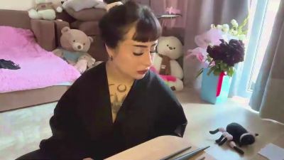 RoxaneMiceli live cam on Cam4