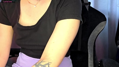 RoxannPepper live cam on Cam4