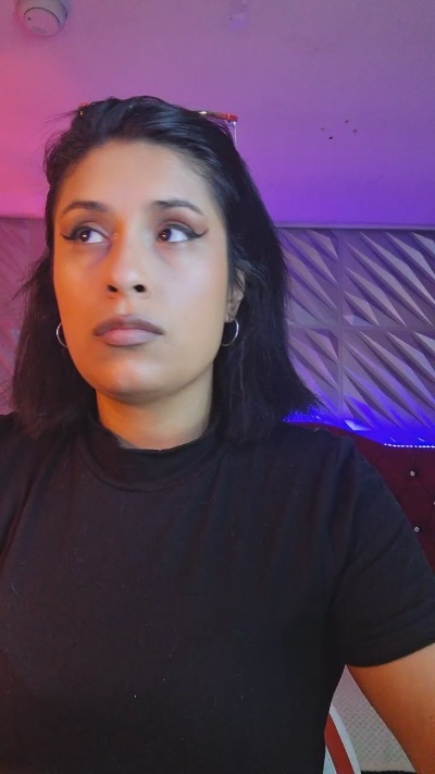 Roxanne_Han live cam on Cam4