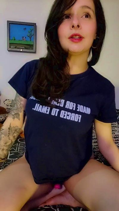 Roxannepiggy live cam on Cam4