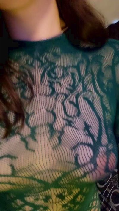 Roxannepiggy live cam on Cam4