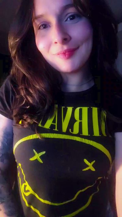 Roxannepiggy live cam on Cam4