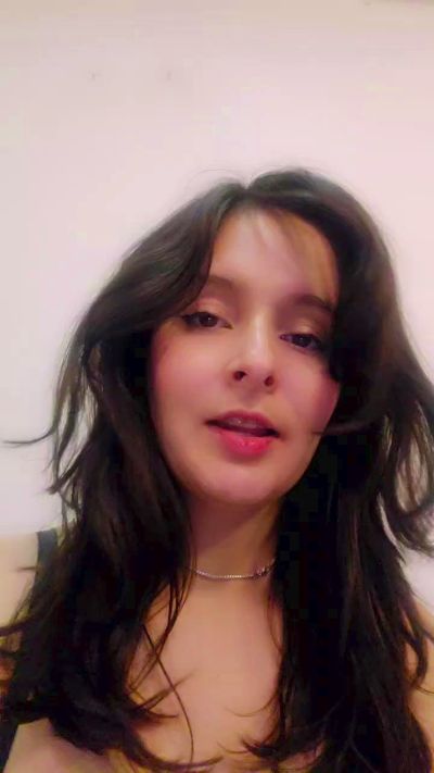 Roxannepiggy live cam on Cam4