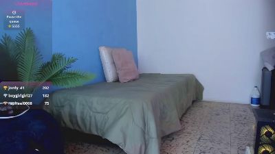 Roxi_bella live cam on Cam4