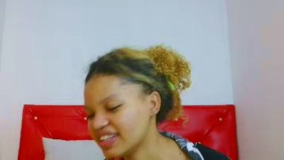 Roxolonasmith live cam on Cam4
