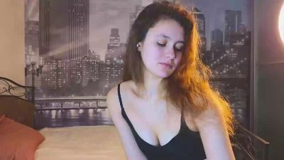 RoxyFever live cam on Cam4