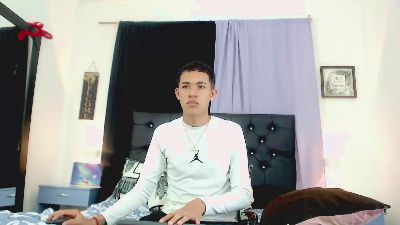 RoySteven live cam on Cam4