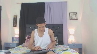 RoySteven live cam on Cam4