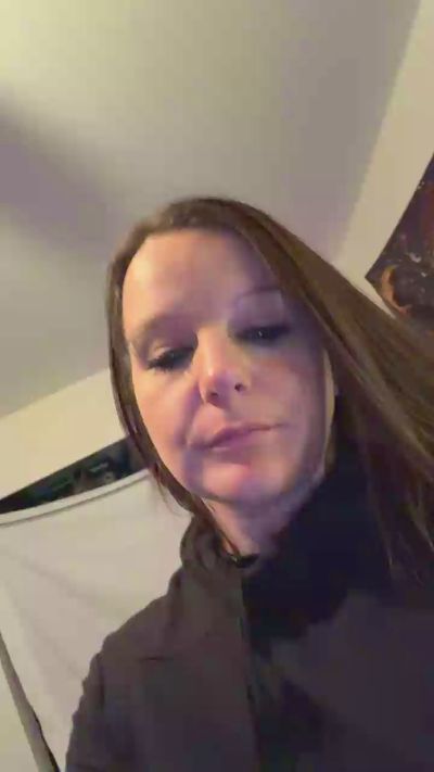 RoyalFlush969 live cam on Cam4