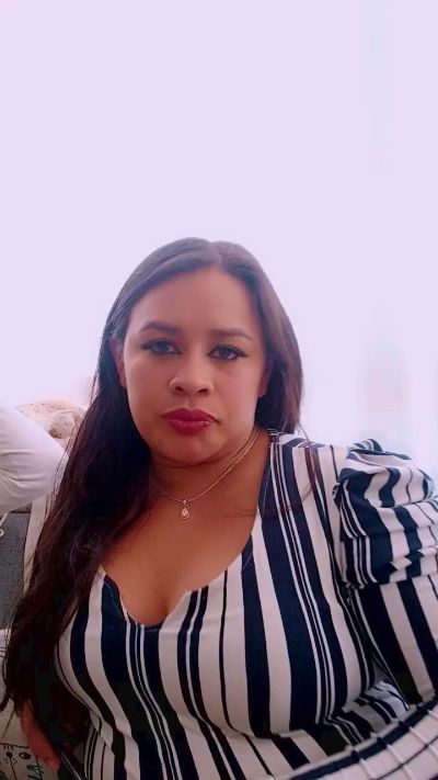 Rozane_Noire live cam on Cam4