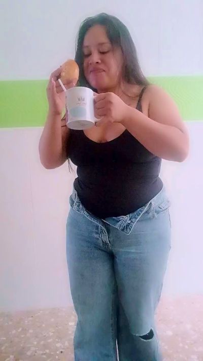 Rozane_Noire live cam on Cam4
