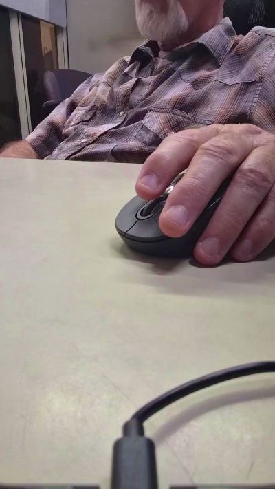 Rozzinger live cam on Cam4