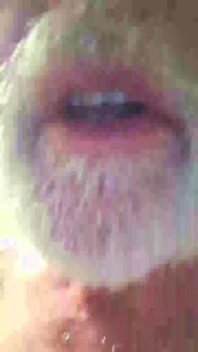 Rozzoday live cam on Cam4