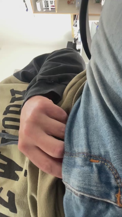 Rubbb87 live cam on Cam4