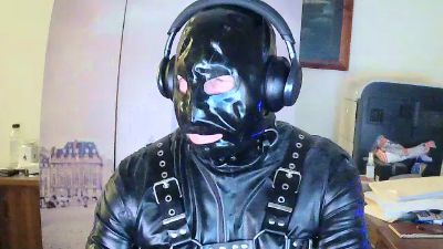 RubberGimpDrone live cam on Cam4