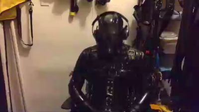 Rubber_faggot live cam on Cam4