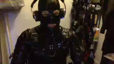 Rubber_faggot live cam on Cam4