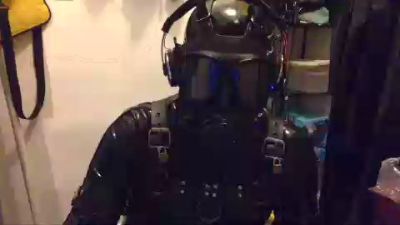 Rubber_faggot live cam on Cam4